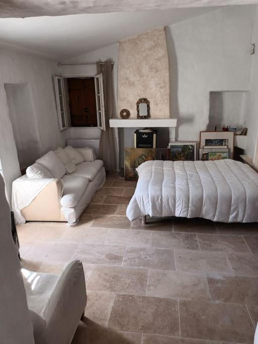 La Maison Bleue Montfort  Buitenkant foto