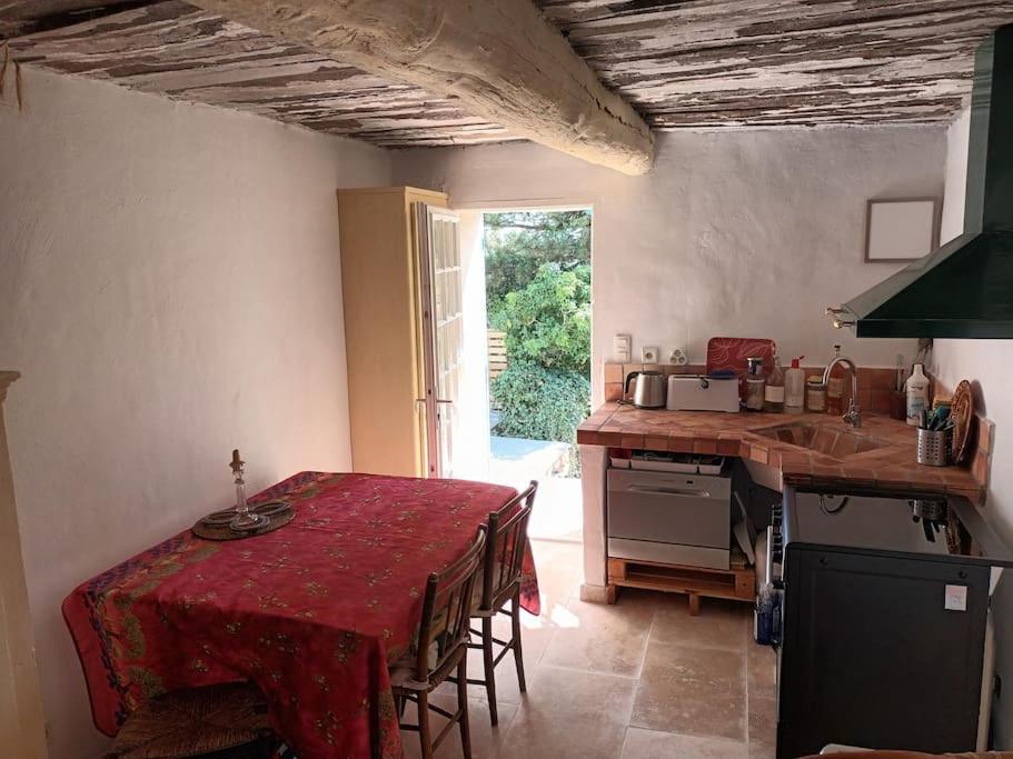 La Maison Bleue Montfort  Buitenkant foto